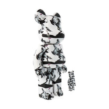 Load image into Gallery viewer, BANKSY x Be@rbrick 'Highwayman' (2022) Designer Art Figure Set - Signari Gallery