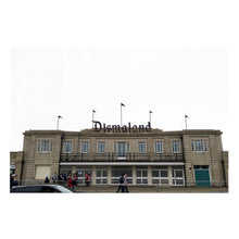 Load image into Gallery viewer, BANKSY 'Juxtapoz' (2015) Original Full-Issue Magazine - Signari Gallery