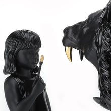 Load image into Gallery viewer, JOHN DOE x Silent Stage 'Defiance' (2024) Designer Resin Art Figure (black) - Signari Gallery