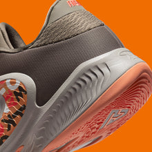 Load image into Gallery viewer, NIKE 'Zoom Freak 4: Giannis Antetokounmpo' (2022) Signature Basketball Shoes