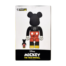 Load image into Gallery viewer, UNDEFEATED x Be@rbrick 'True Original' (2018) Designer Art Figure Set (chrome)