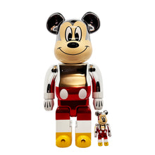 Load image into Gallery viewer, UNDEFEATED x Be@rbrick 'True Original' (2018) Designer Art Figure Set (chrome)