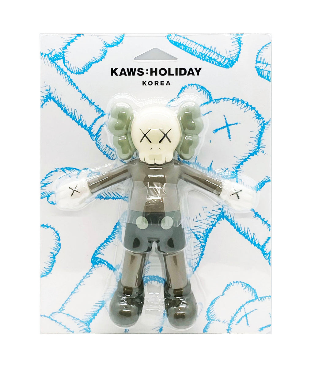 KAWS-HolidayKorea_bathtoy_-