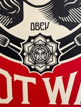 Load image into Gallery viewer, SHEPARD FAIREY 'Make Art Not War' Offset Lithograph