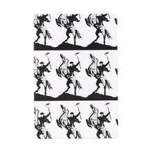 Load image into Gallery viewer, BANKSY x Be@rbrick &#39;Highwayman&#39; (2022) Designer Art Figure Set