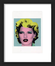 Load image into Gallery viewer, BANKSY &#39;Kate Moss&#39; (2005) Framed Original Crude Oils Invite Postcard - Signari Gallery 