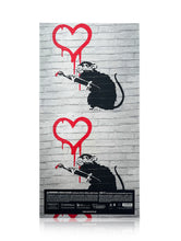 Load image into Gallery viewer, BANKSY (after) x Be@rbrick &#39;Love Rat&#39; 1000% Art Figure - Signari Gallery 