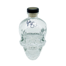 Load image into Gallery viewer, DAN AYKROYD 'Crystal Head Vodka' (2015) Hand-Signed Collectible Bottle w/Box