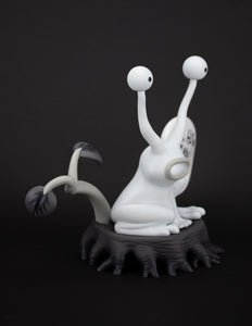 DANIEL JOHNSTON 'Jeremiah the Innocent Frog' (Hi!) Vinyl Figure - Signari Gallery 