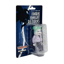 Load image into Gallery viewer, DARK KNIGHT RISES x Be@rbrick &#39;The Joker&#39; (2012) NYCC Exclusive 100% Vinyl Art Figure NIP