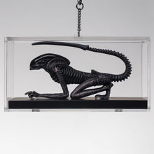 Load image into Gallery viewer, HAJIME SORAYAMA x H.R. GIGER &#39;Alien Approaching&#39; (2022) Alloy Figure in Display