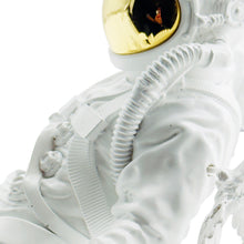 Load image into Gallery viewer, JEREMY GEDDES 'Wilderness' (2021) Designer Resin Art Sculpture (white)