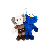 Load image into Gallery viewer, KAWS 'Seeing/Watching' (2018) Plush Keychain Figure Set - Signari Gallery 