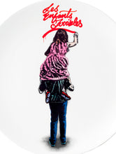 Load image into Gallery viewer, NICK WALKER &#39;Les Enfants Terribles&#39; (2015) Royal Doulton LE Collectible Plate - Signari Gallery 