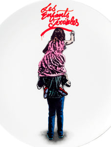 NICK WALKER 'Les Enfants Terribles' (2015) Royal Doulton LE Collectible Plate - Signari Gallery 