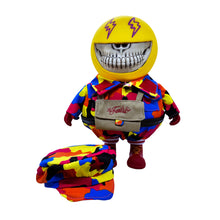 Load image into Gallery viewer, RON ENGLISH x JBALVIN 'La Familia Grin' (2021) Designer Vinyl Art Figure