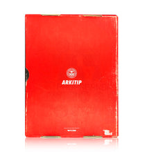 Load image into Gallery viewer, SHEPARD FAIREY x Arkitip &#39;Issue No. 0051&#39; Book/Print Set - Signari Gallery 
